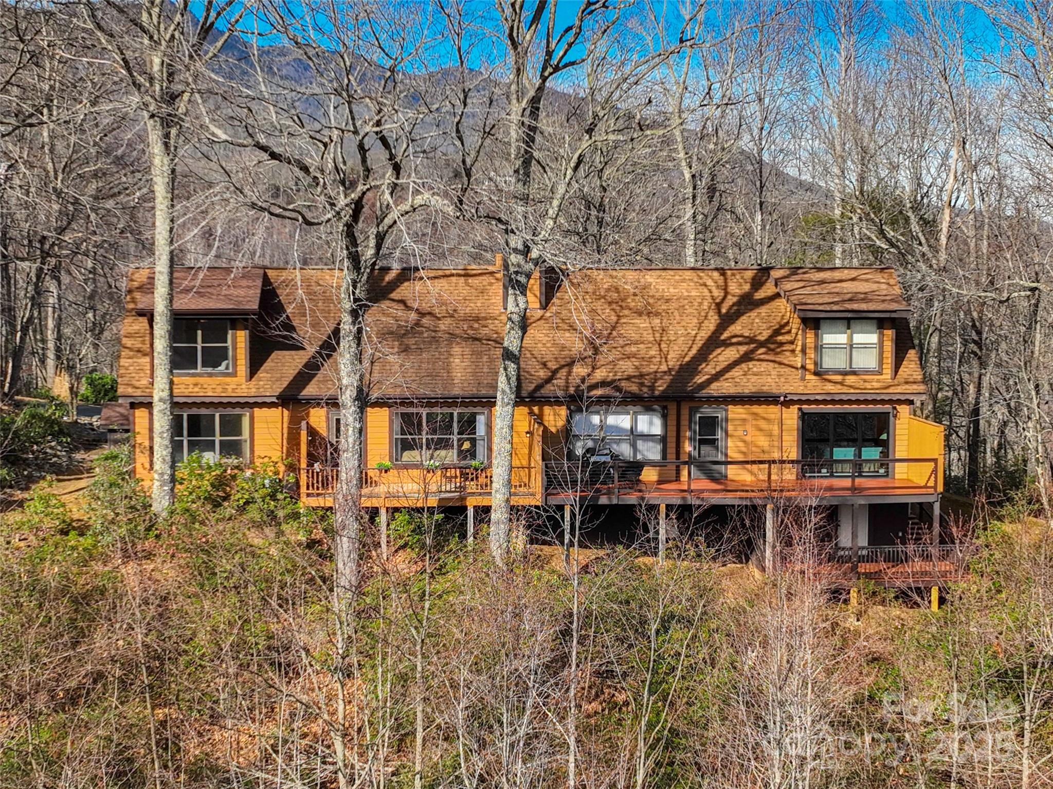 383 Overlook Drive Burnsville NC 28714