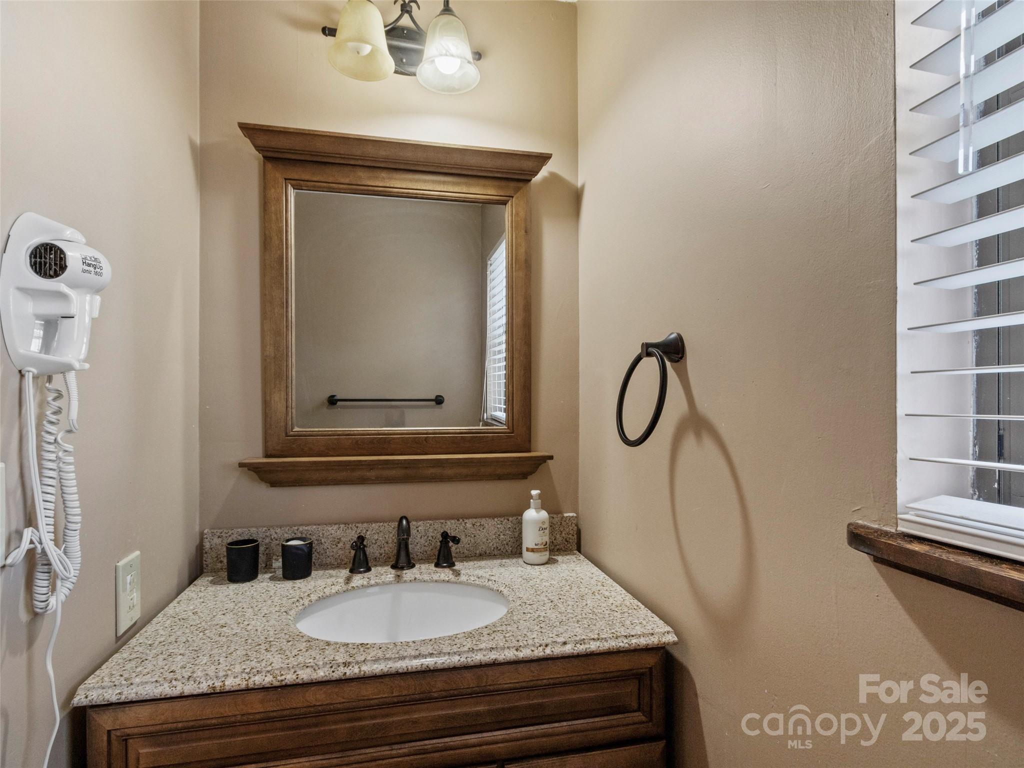 383 Overlook Drive Burnsville NC 28714
