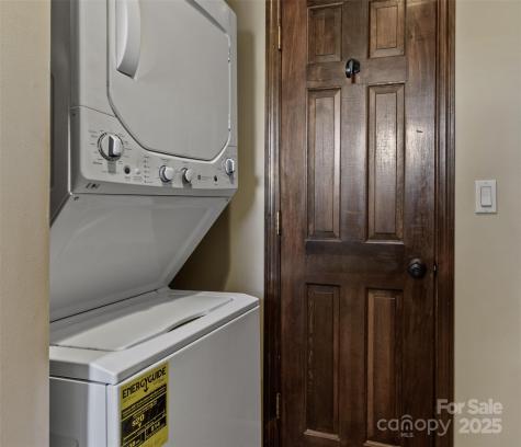 383 Overlook Drive Burnsville NC 28714