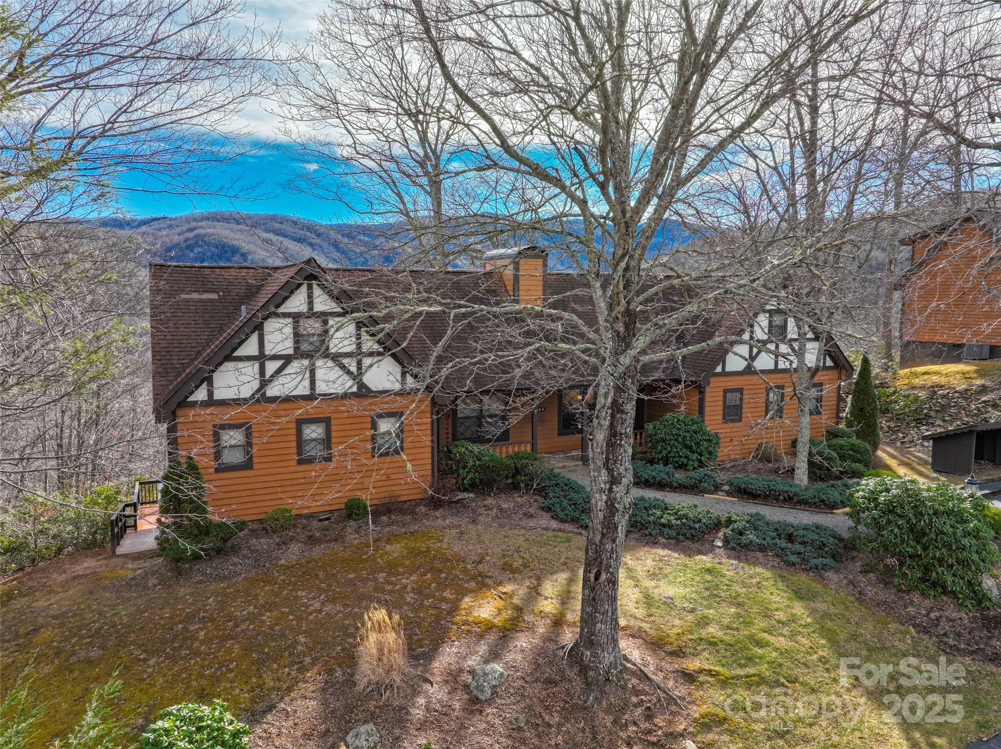 383 Overlook Drive Burnsville NC 28714