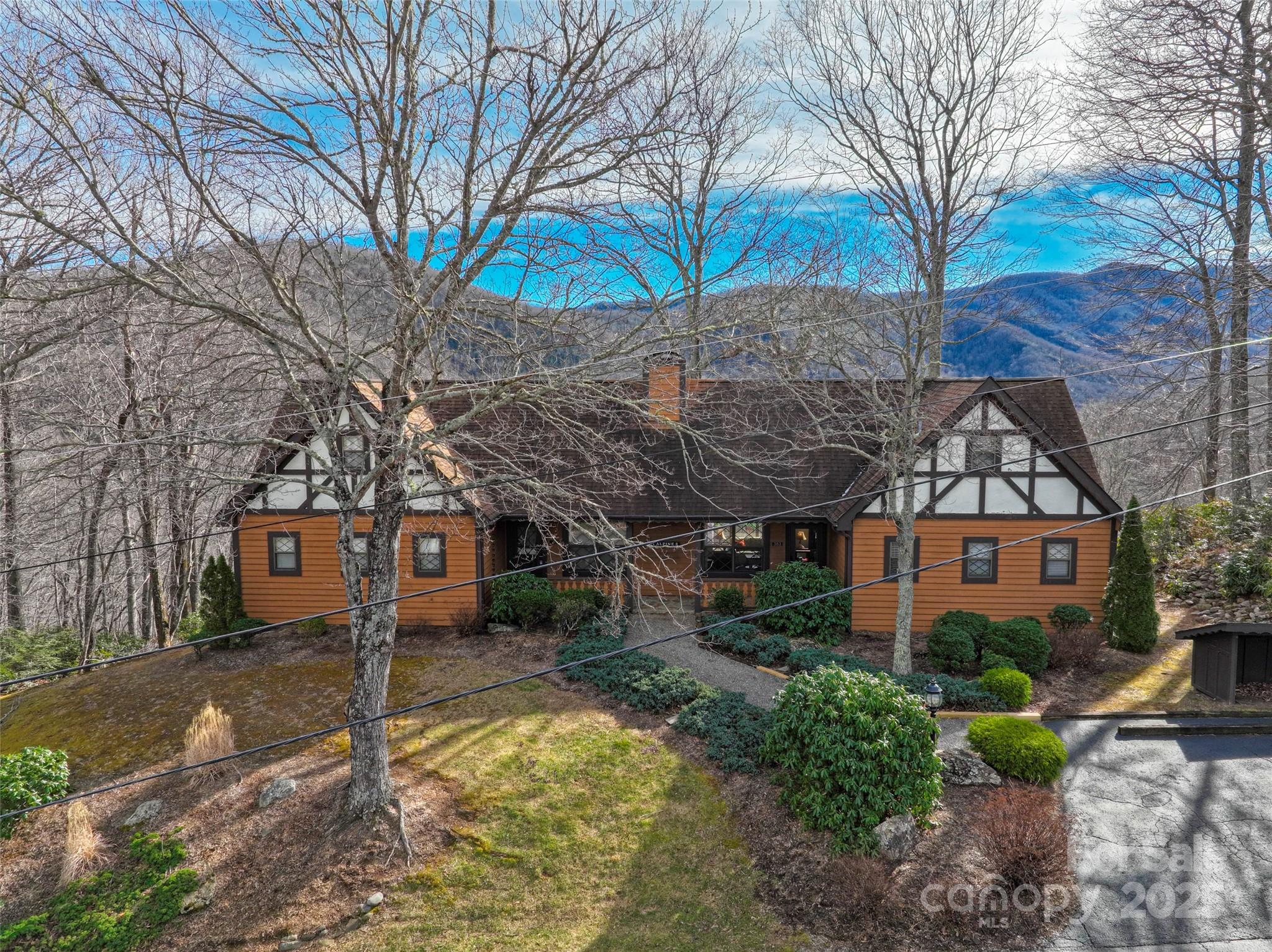 383 Overlook Drive Burnsville NC 28714