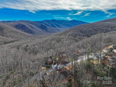 383 Overlook Drive Burnsville NC 28714