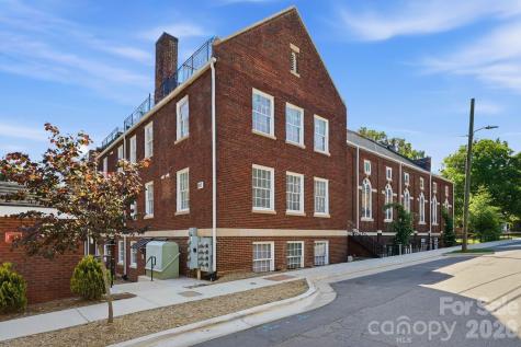 203 Grandin Road Charlotte NC 28208