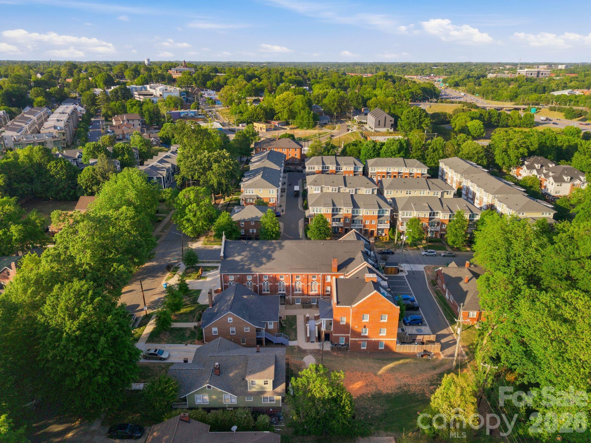 203 Grandin Road Charlotte NC 28208