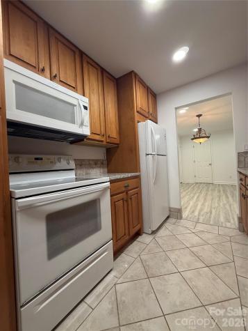 1323 Queens Road Charlotte NC 28207