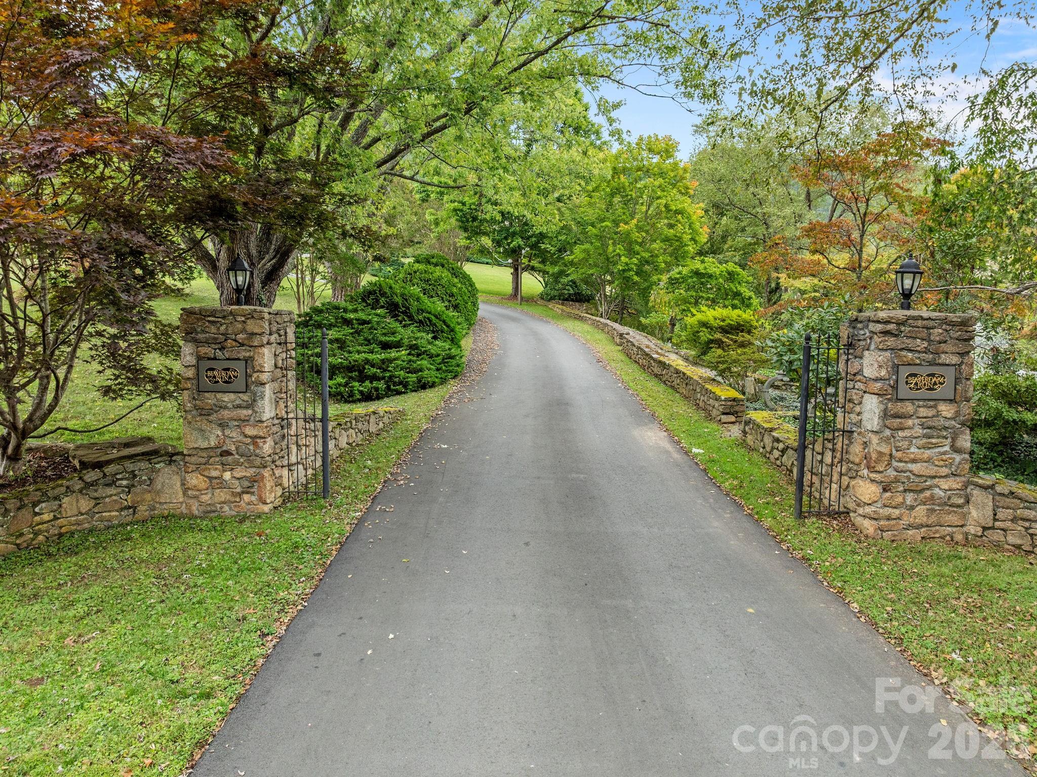 68 Stony Ridge Asheville NC 28804