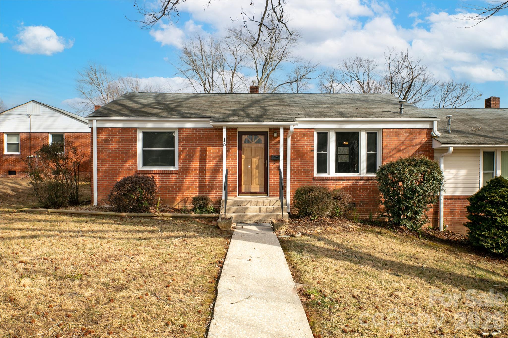 19 Trowbridge Lane Brevard NC 28712