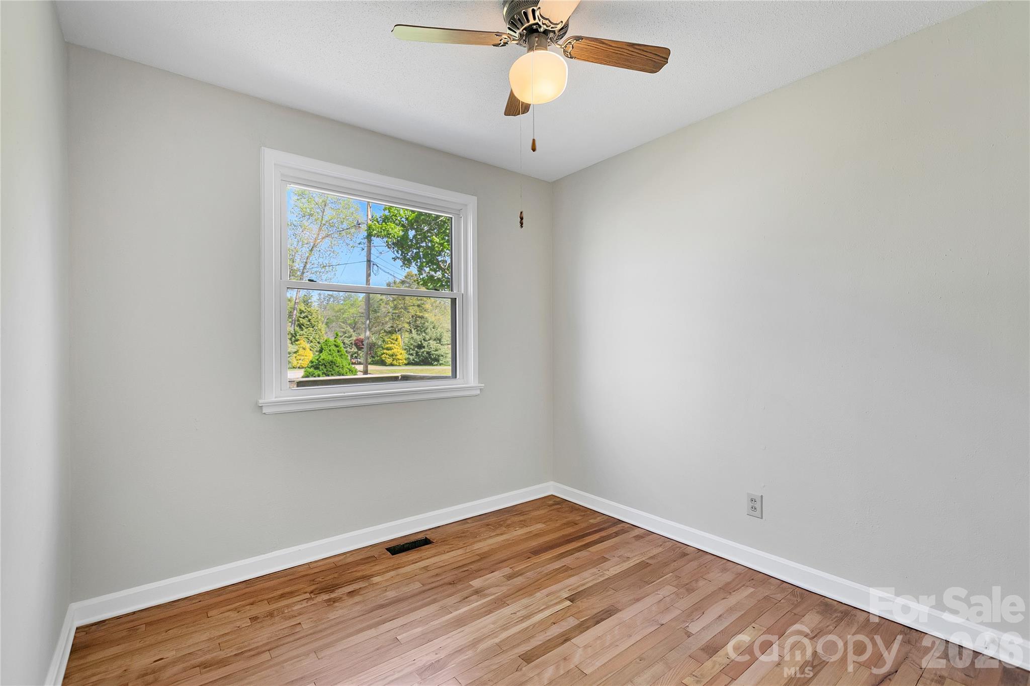 19 Trowbridge Lane Brevard NC 28712