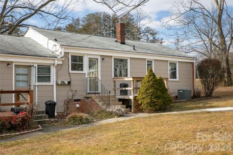 19 Trowbridge Lane Brevard NC 28712
