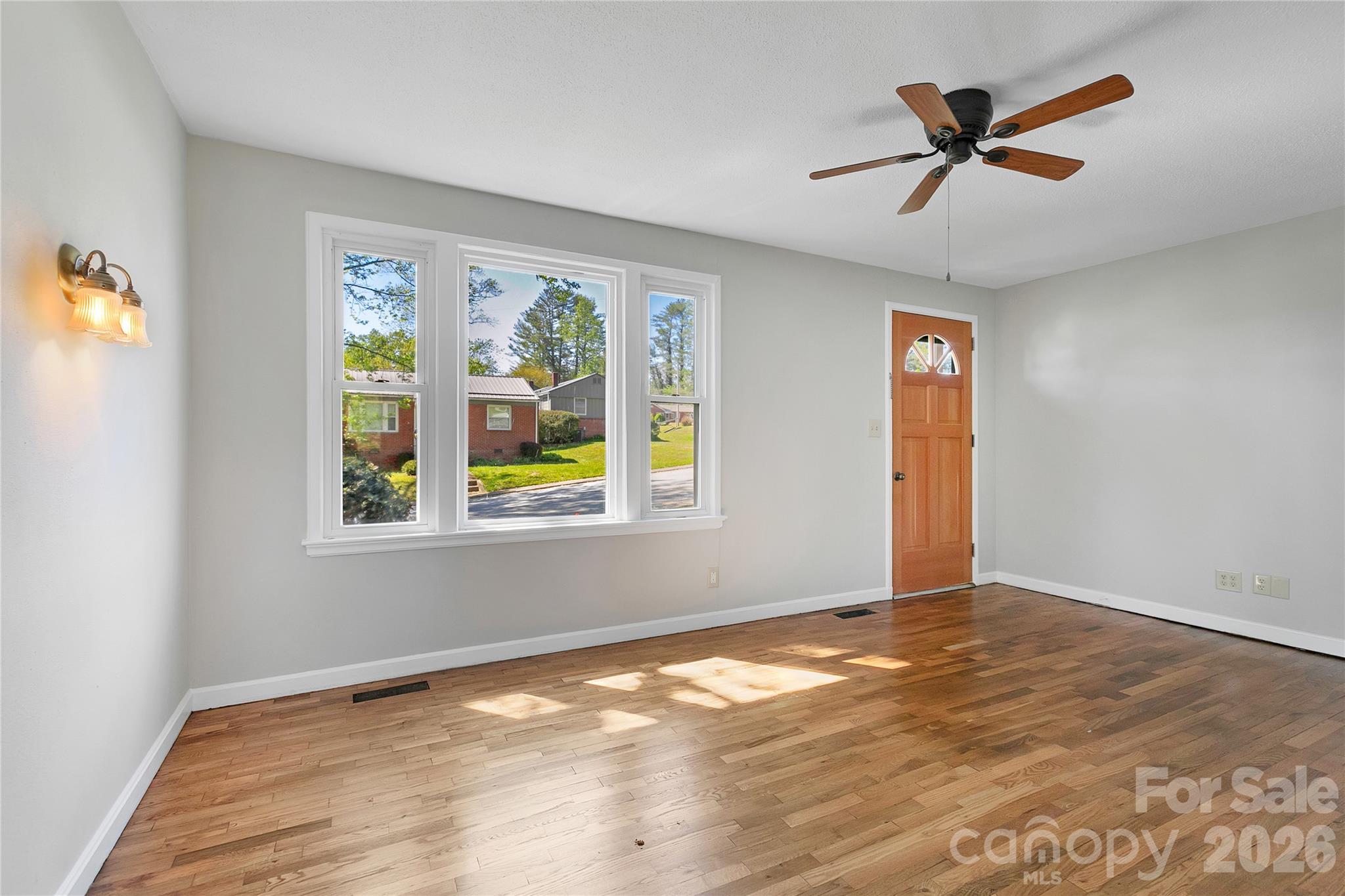 19 Trowbridge Lane Brevard NC 28712