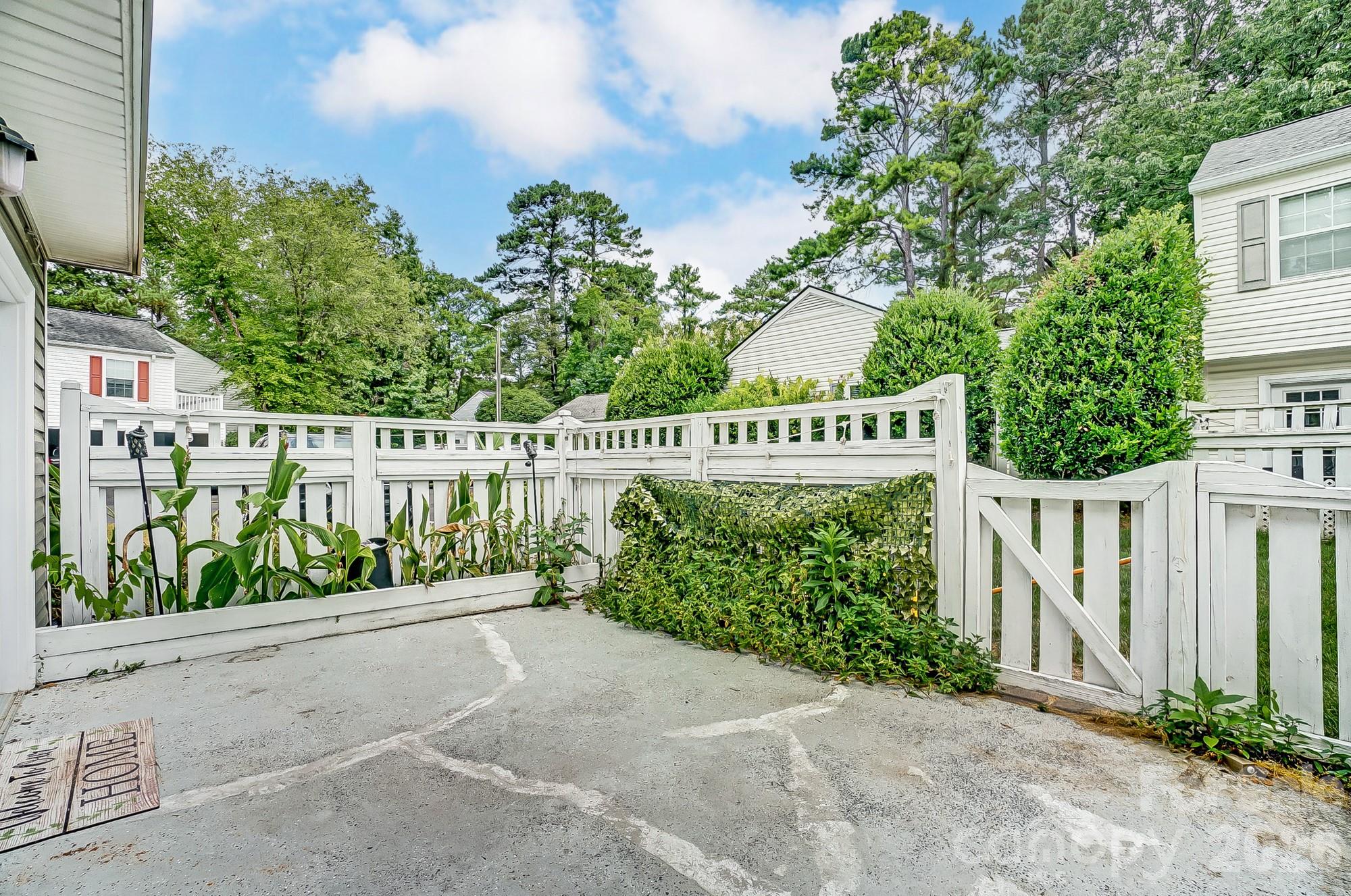 8518 Castle Pine Court Charlotte NC 28226