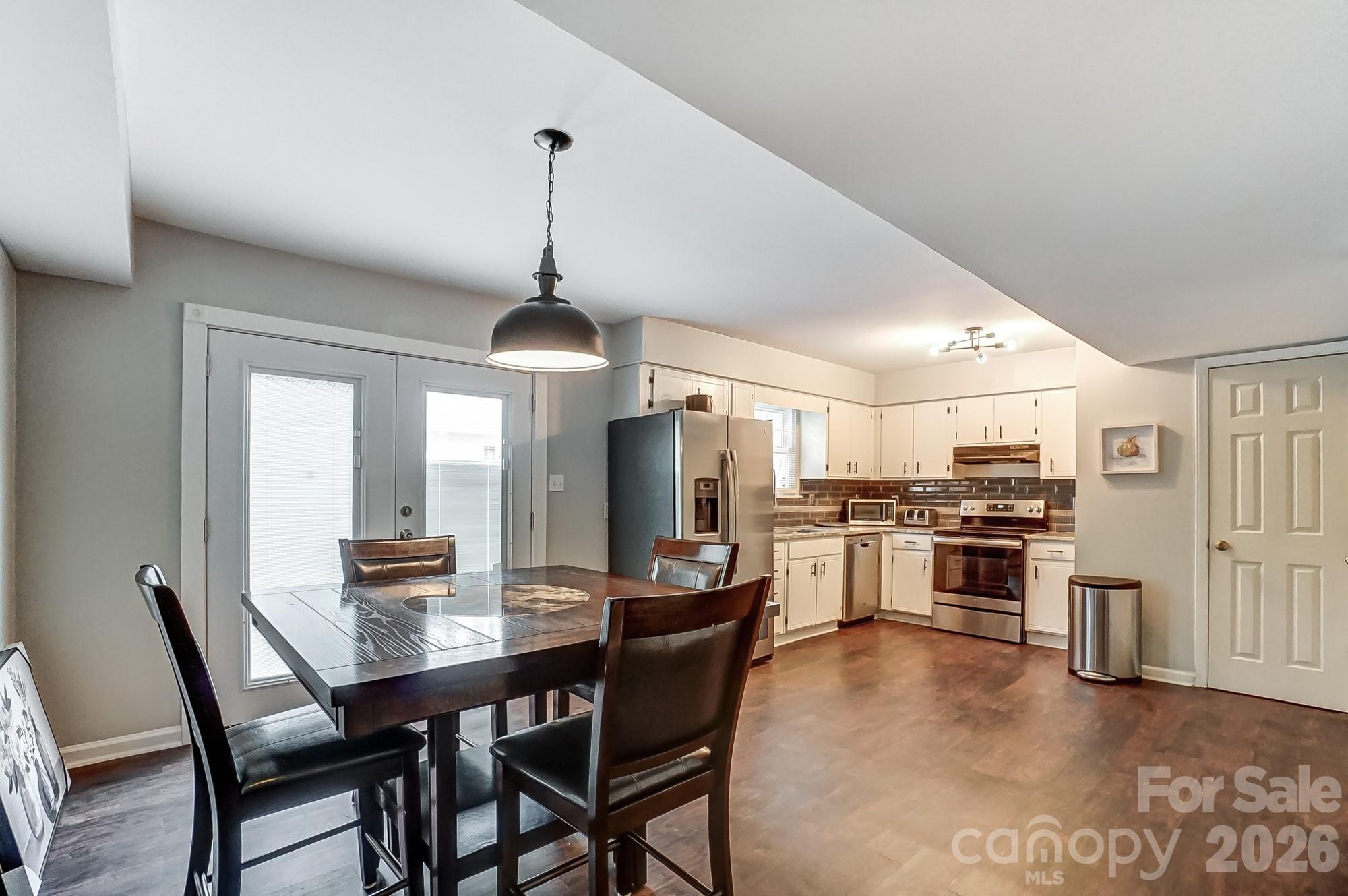 8518 Castle Pine Court Charlotte NC 28226