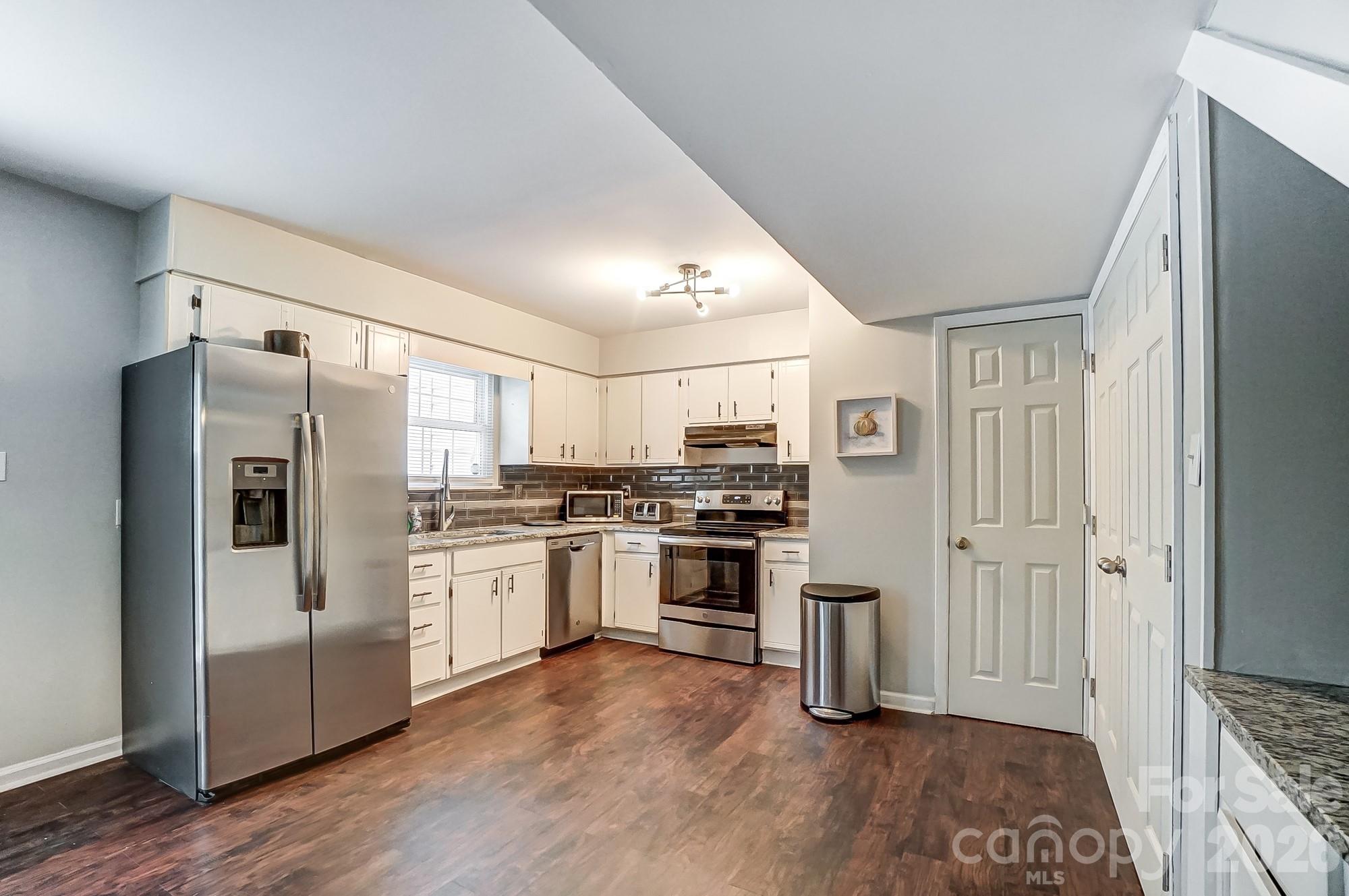8518 Castle Pine Court Charlotte NC 28226