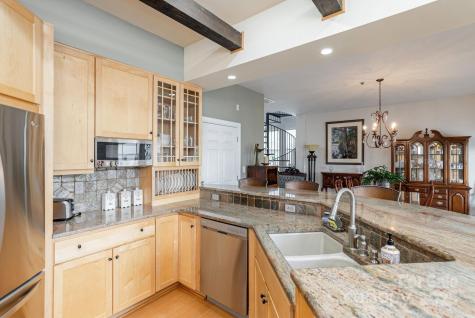 475 S Church Street Hendersonville NC 28792