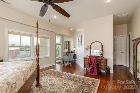 475 S Church Street Hendersonville NC 28792