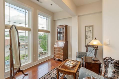 475 S Church Street Hendersonville NC 28792