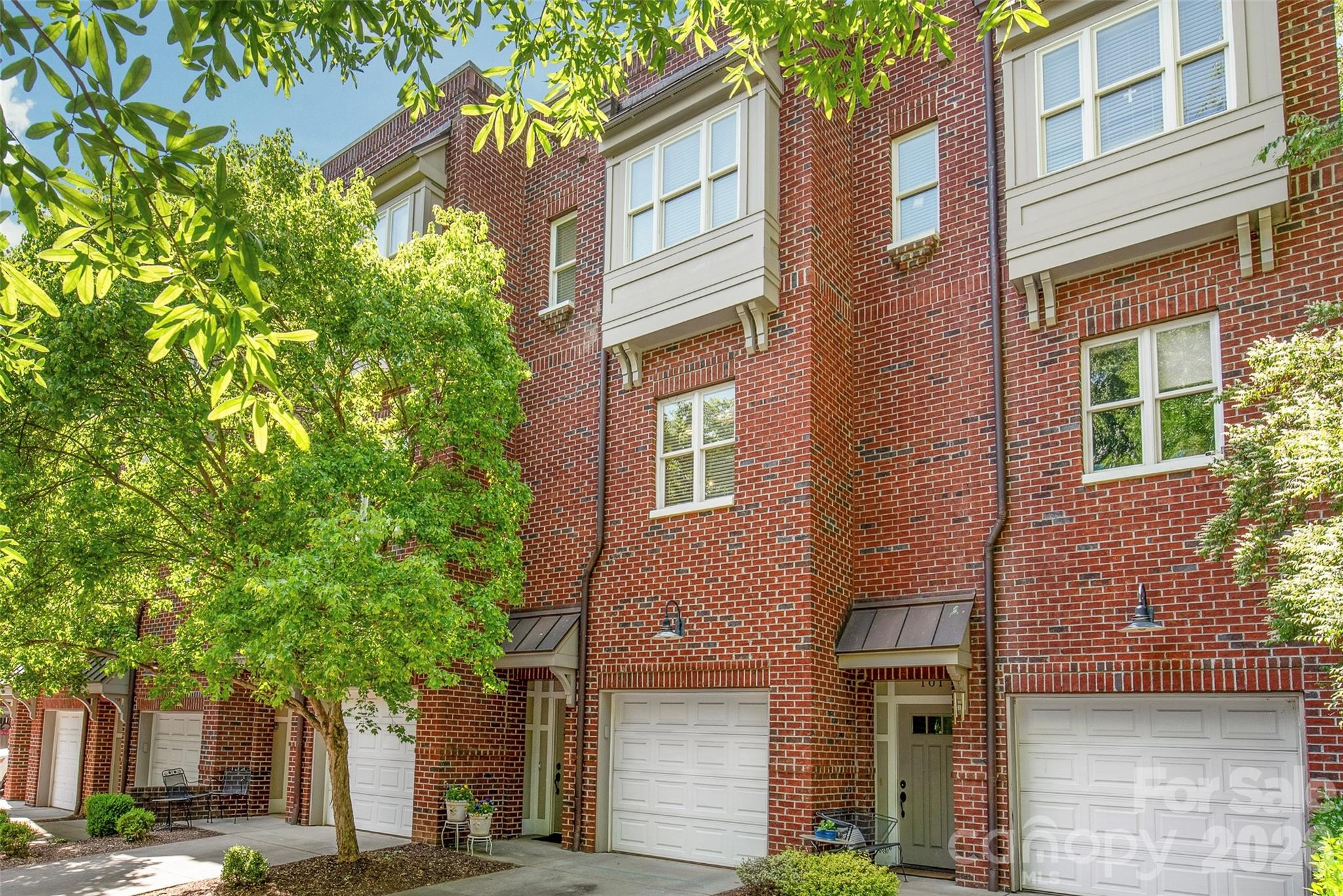 100 N Laurel Avenue Charlotte NC 28207