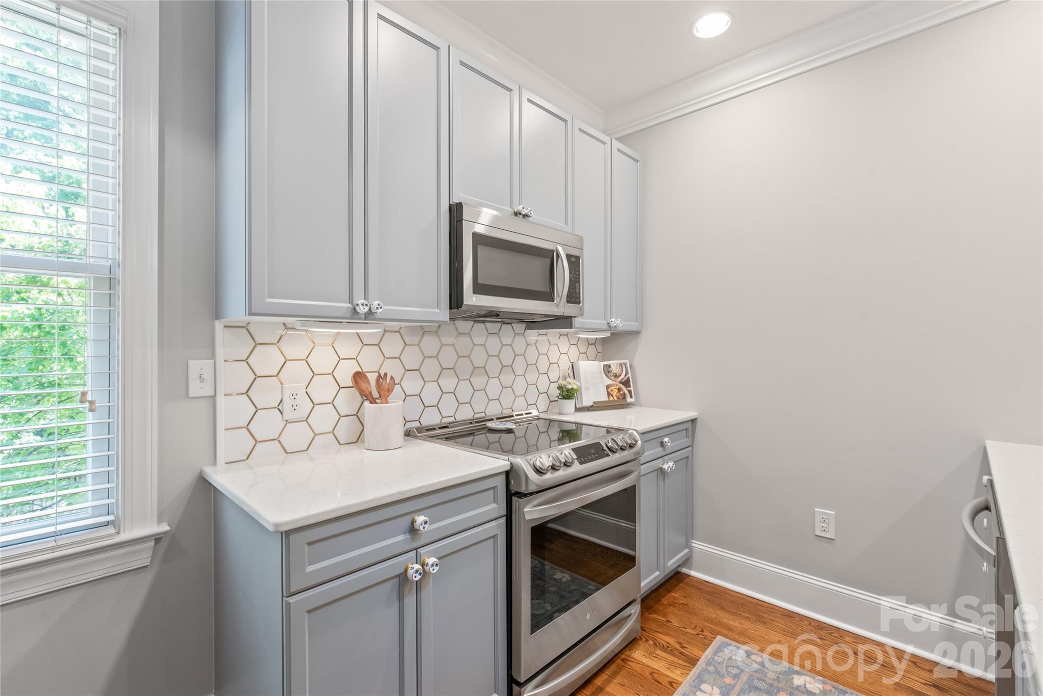 100 N Laurel Avenue Charlotte NC 28207