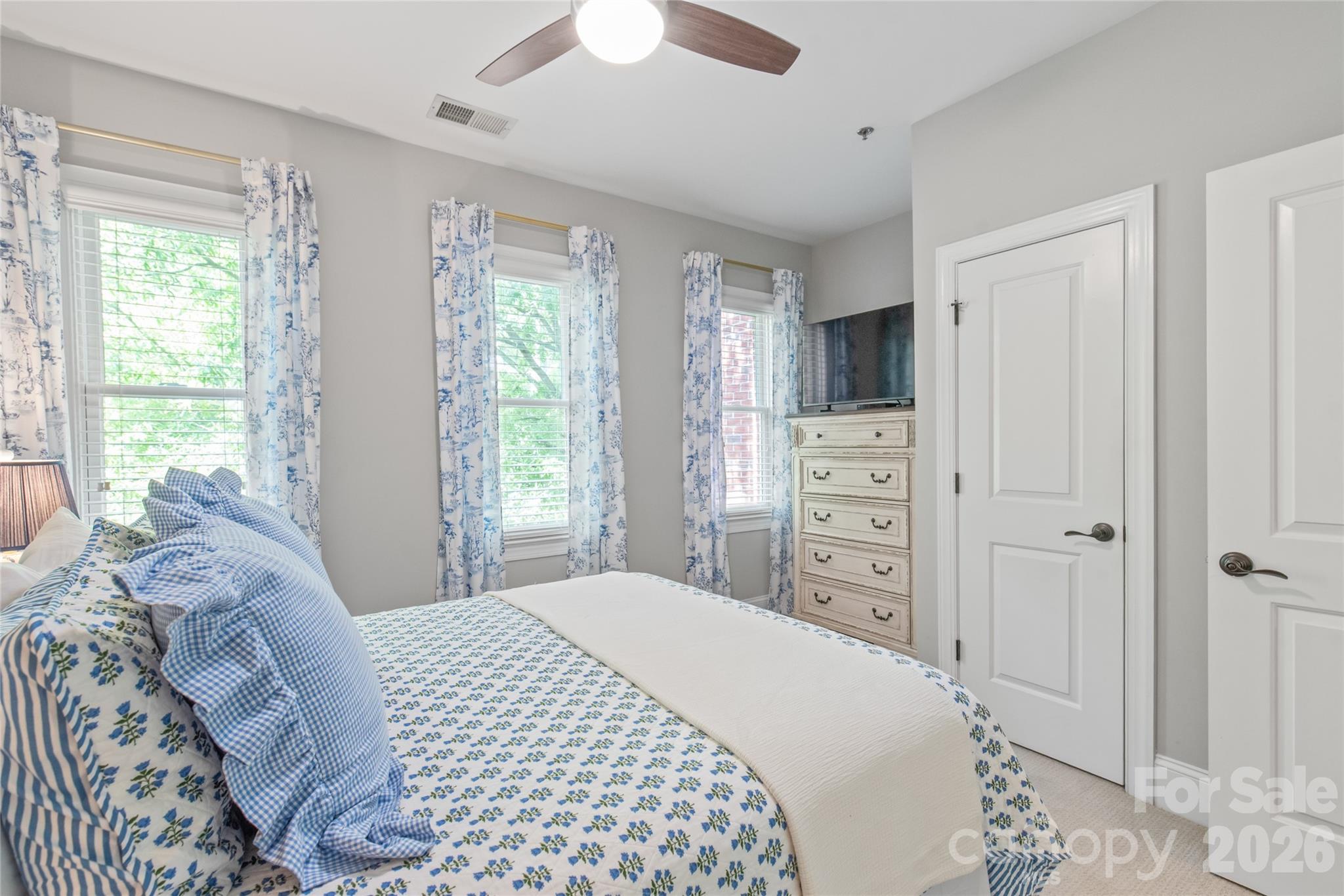100 N Laurel Avenue Charlotte NC 28207