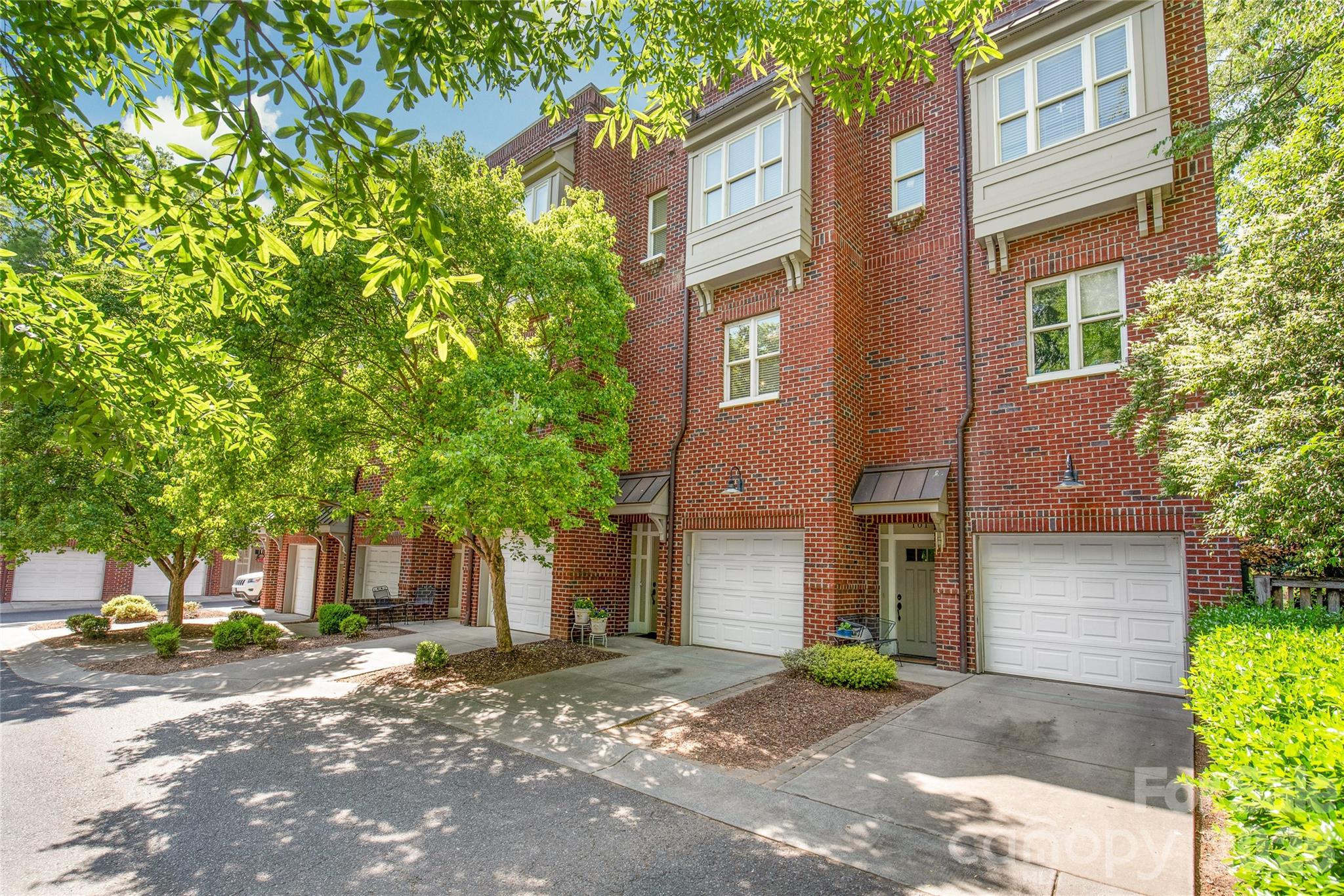 100 N Laurel Avenue Charlotte NC 28207
