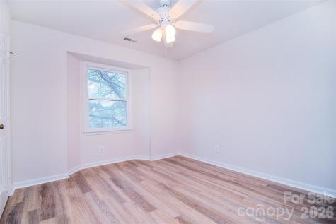6120 Meadow Rose Lane Charlotte NC 28215