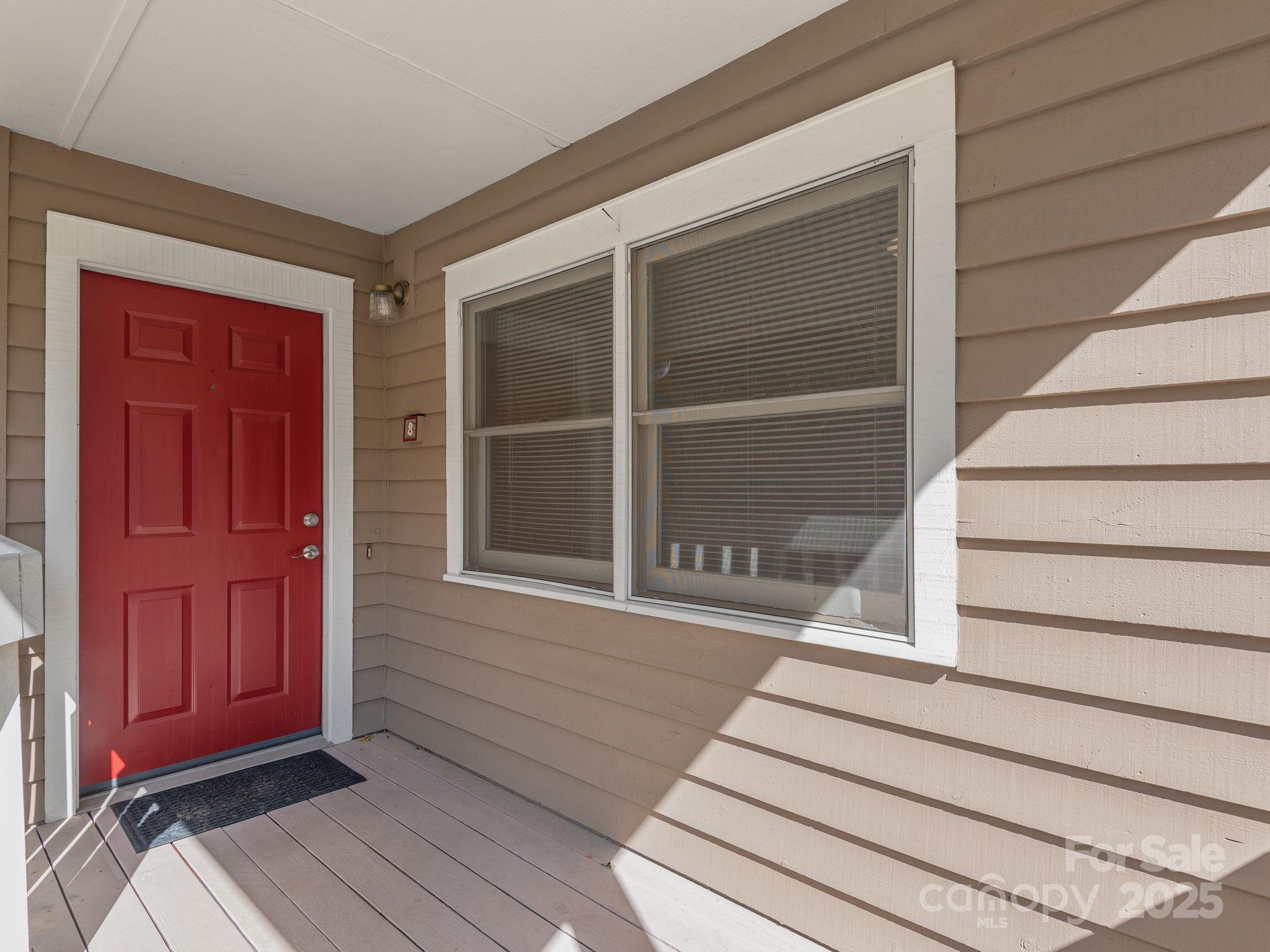 8 Willow Tree Run Asheville NC 28803