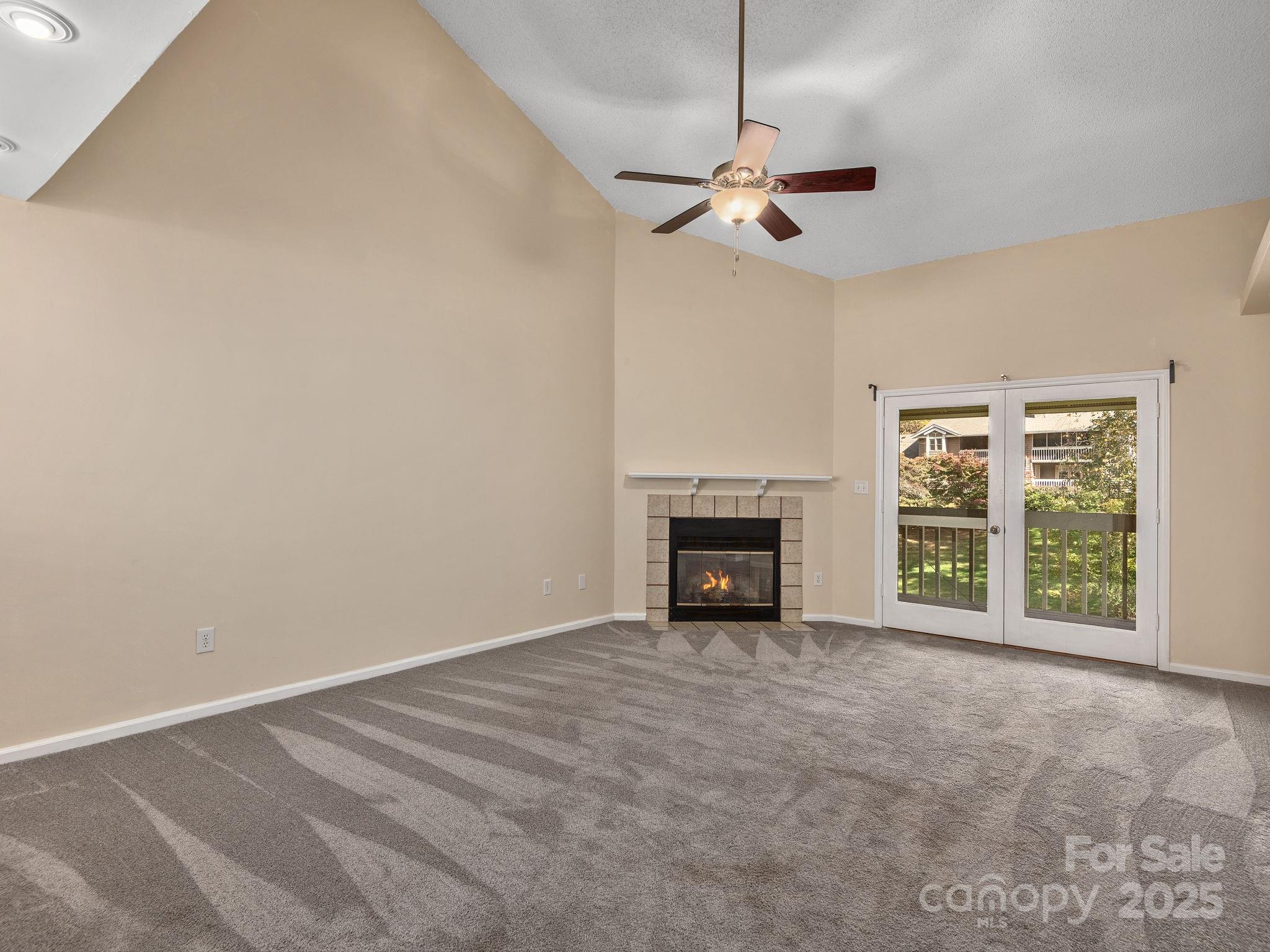 8 Willow Tree Run Asheville NC 28803