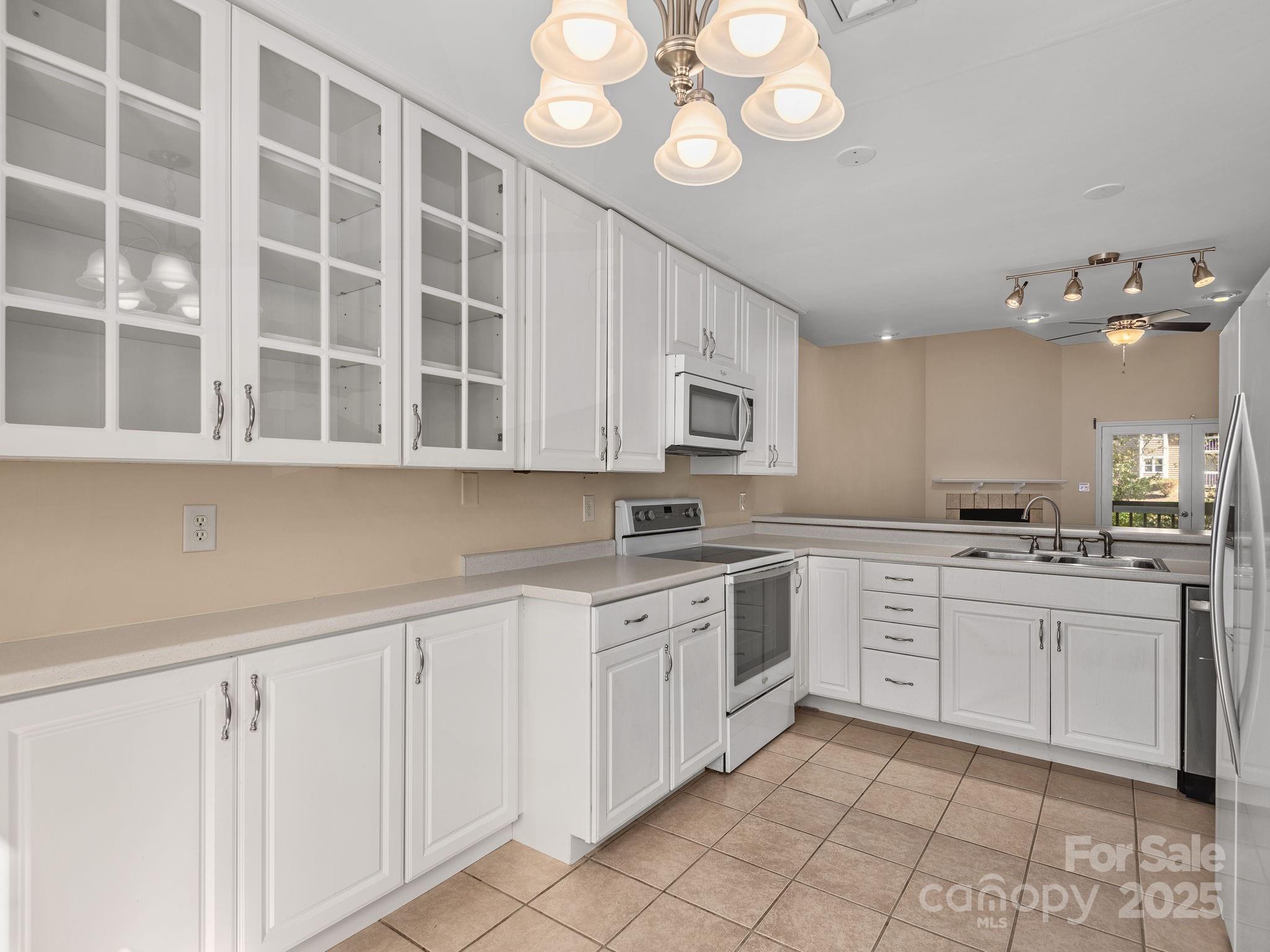 8 Willow Tree Run Asheville NC 28803