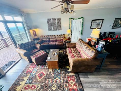 180 Windy Knoll Banner Elk NC 28604