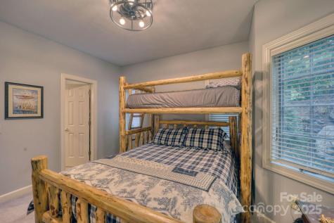 180 Windy Knoll Banner Elk NC 28604