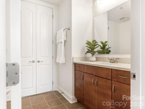 4620 Piedmont Row Drive Charlotte NC 28210