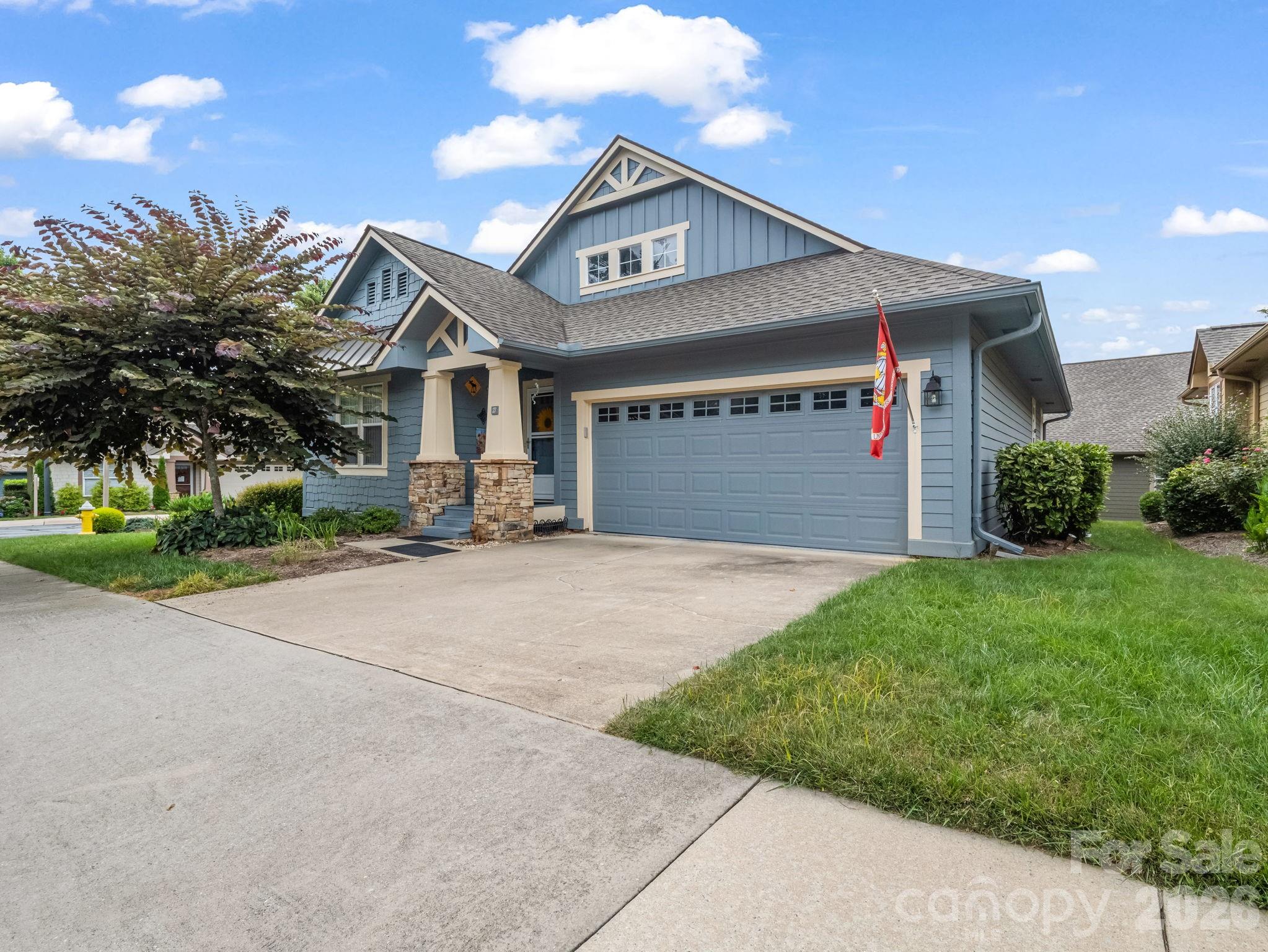 27 Gray Wolf Lane Hendersonville NC 28792
