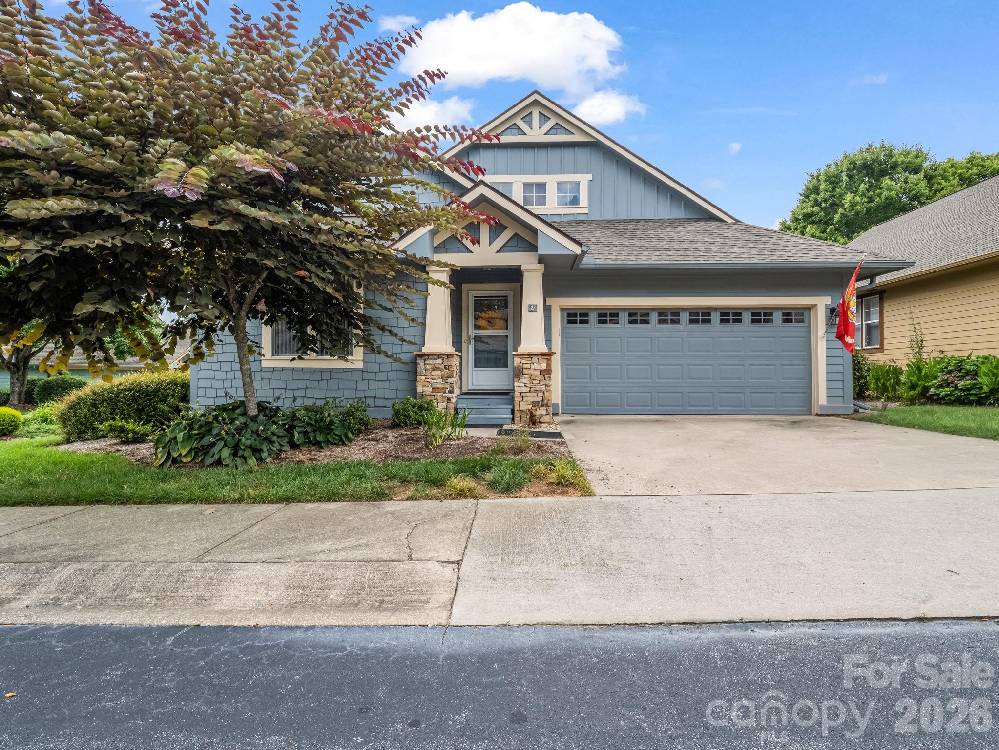 27 Gray Wolf Lane Hendersonville NC 28792