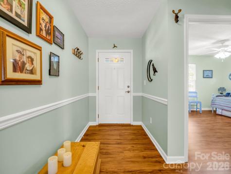 27 Gray Wolf Lane Hendersonville NC 28792