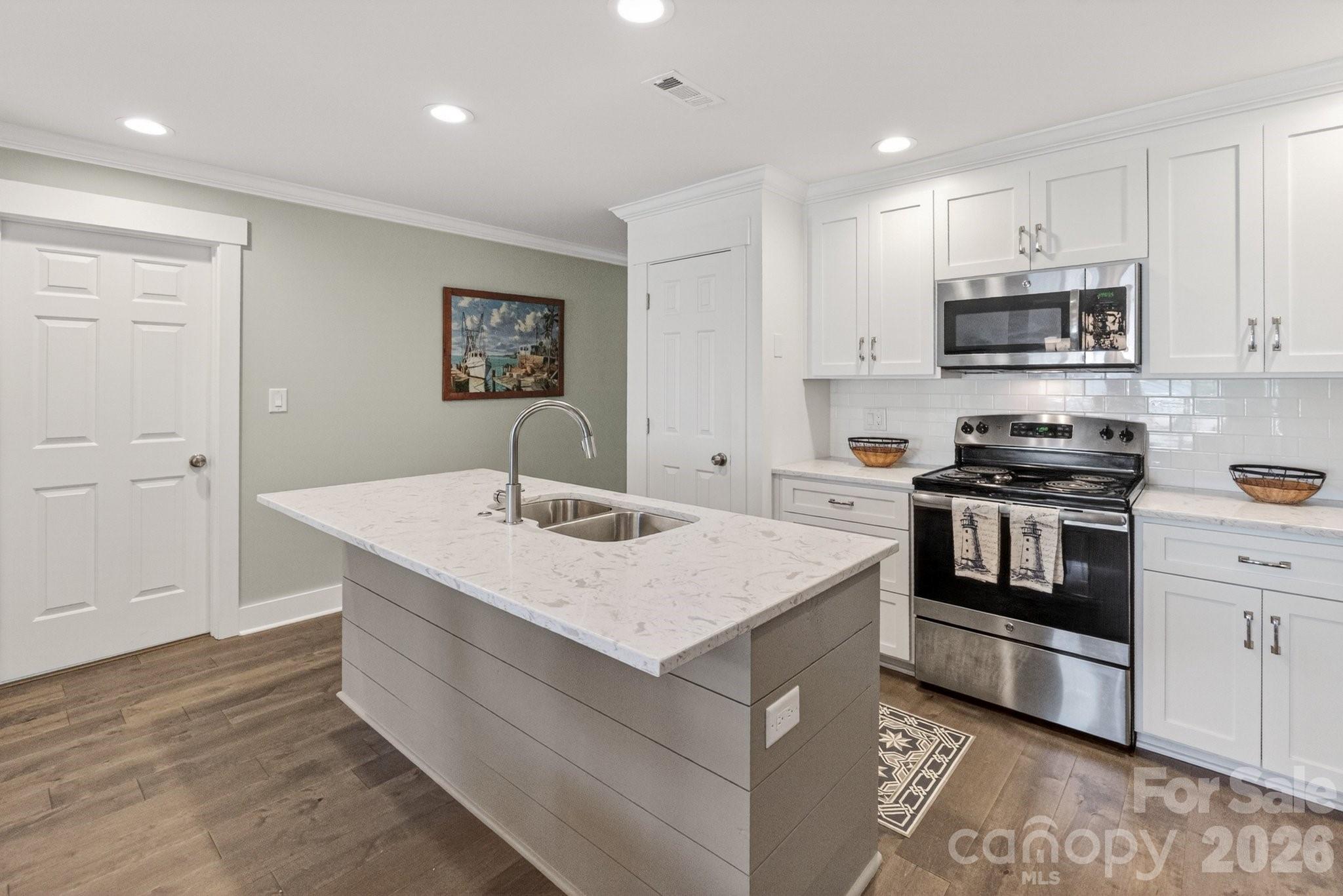 605 Portside Drive Davidson NC 28036