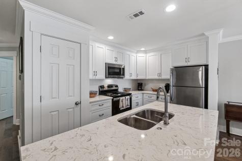 605 Portside Drive Davidson NC 28036