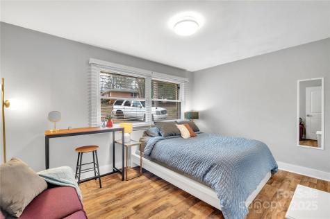 2025 Ibis Court Charlotte NC 28205