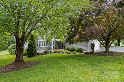 104 Overlook Drive Flat Rock NC 28731