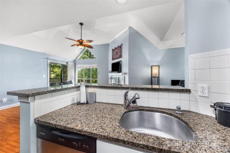 2510 Cranbrook Lane Charlotte NC 28207