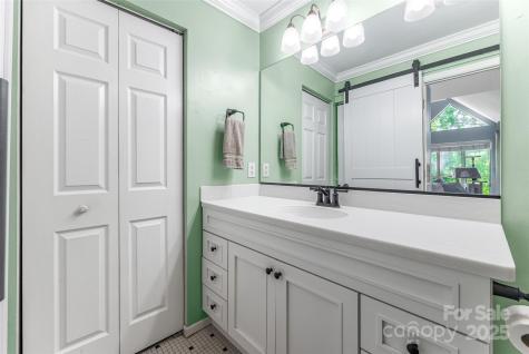 2510 Cranbrook Lane Charlotte NC 28207