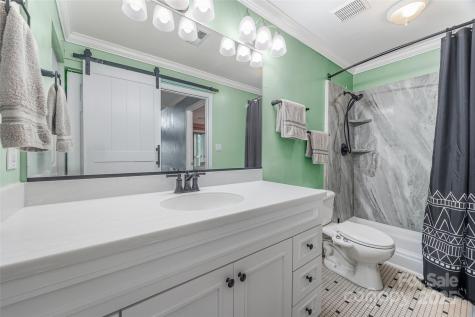 2510 Cranbrook Lane Charlotte NC 28207