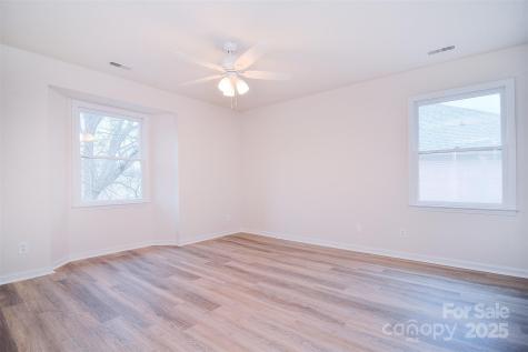 6120 Meadow Rose Lane Charlotte NC 28215