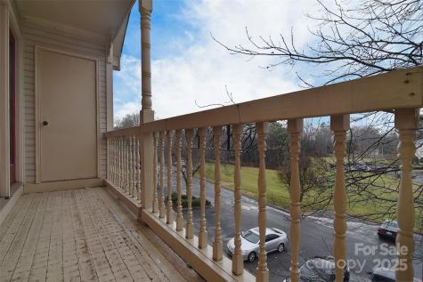 6120 Meadow Rose Lane Charlotte NC 28215