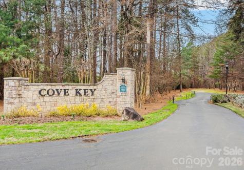 103 N Cove Key Lane Mooresville NC 28117