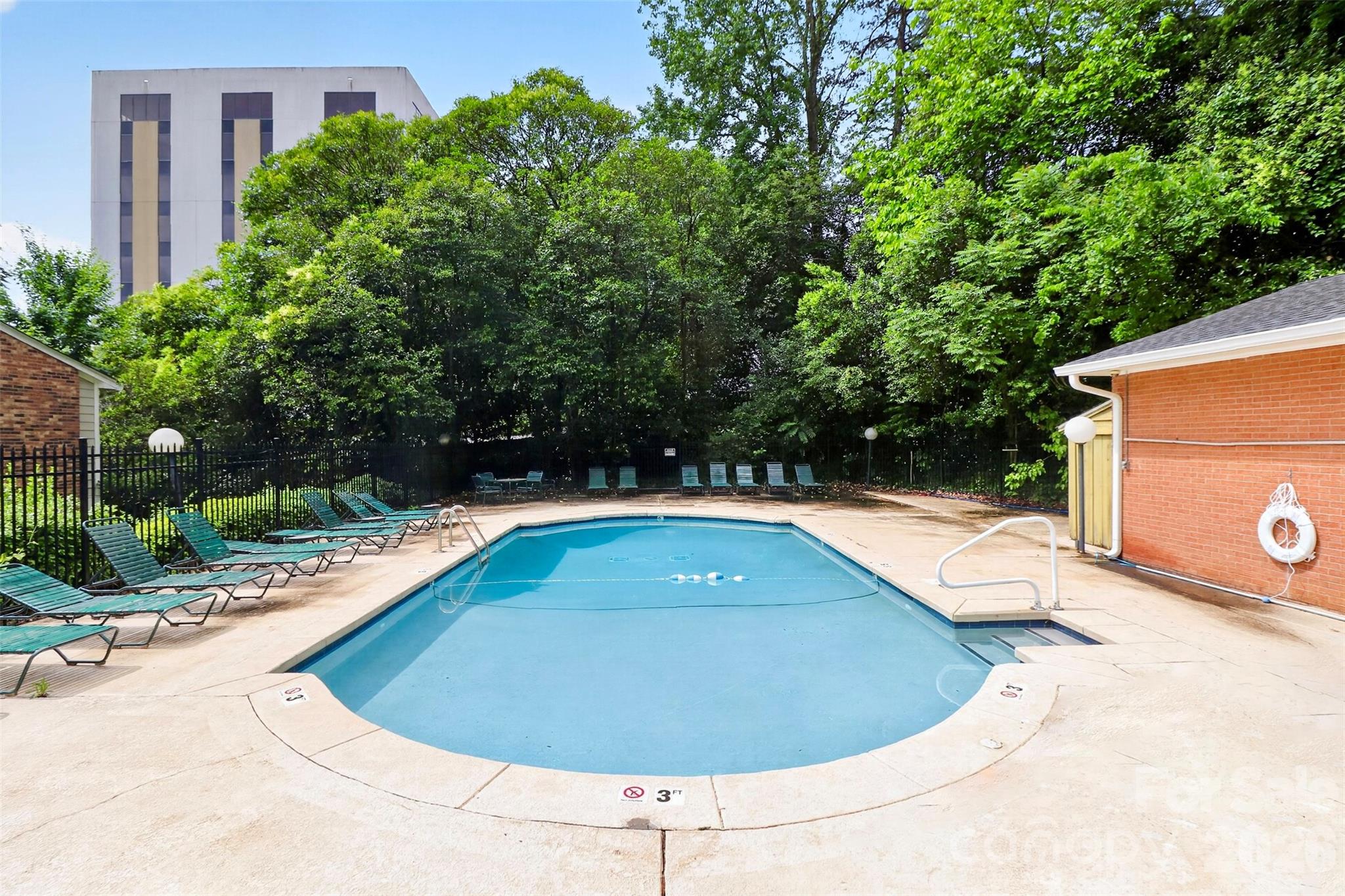 4611 Hedgemore Drive Charlotte NC 28209