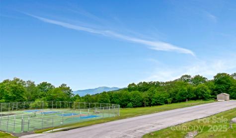 301 Pinnacle Inn Road Beech Mountain NC 28604
