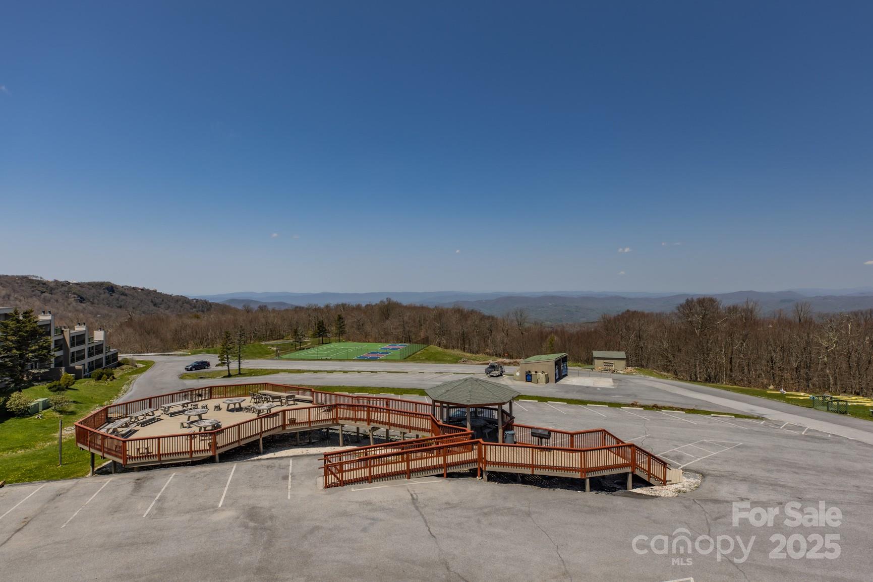 301 Pinnacle Inn Road Beech Mountain NC 28604