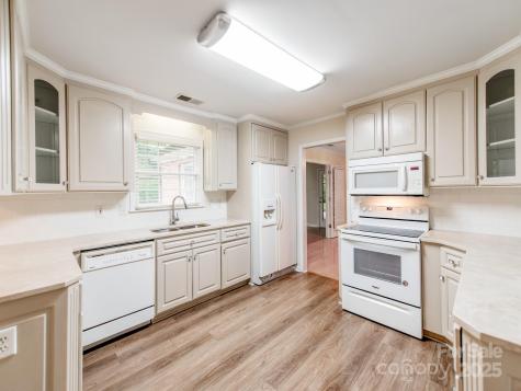 2207 Windsor Woods Drive Gastonia NC 28054