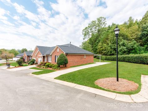 2207 Windsor Woods Drive Gastonia NC 28054