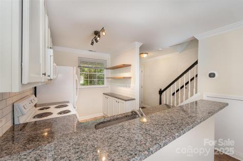 1218 Green Oaks Lane Charlotte NC 28205